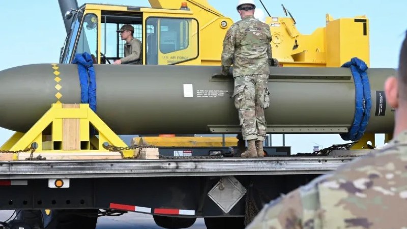 美国正在研发一款新型钻地炸弹：为什么是现在？